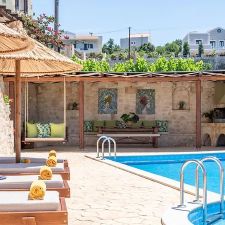 Dafni Villa, A Blissful Retreat With 40m2 Pool, By Thinkvilla 빌라 Perama (Crete)